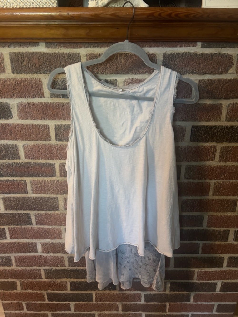 7 for all Man Kind Women’s Layered Scoop Neck Tank Top beige/cream  size 7